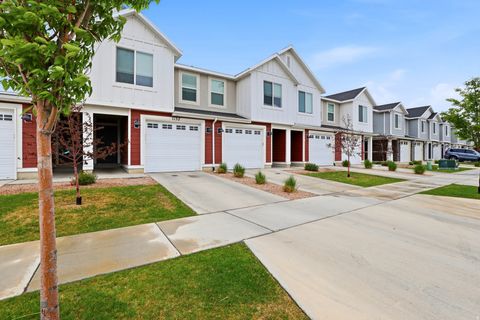 Tiny photo for 1152 E TRIDENT DR, Saratoga Springs, UT 84045 (MLS # 2155798)