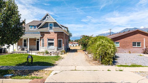 Tiny photo for 223 E 500 N, Spanish Fork, UT 84660 (MLS # 2180544)