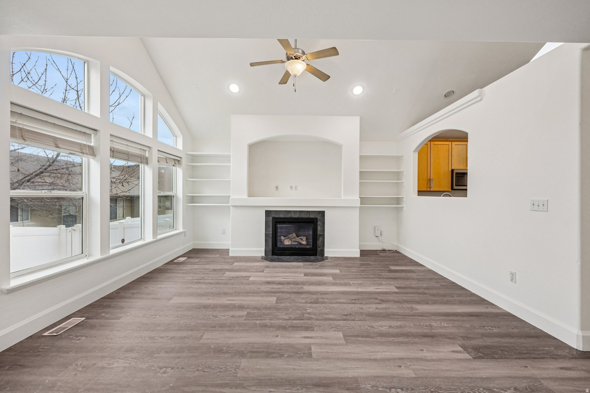 SAND DUNES CONDOMINIUMS PHASE 2 - Residential