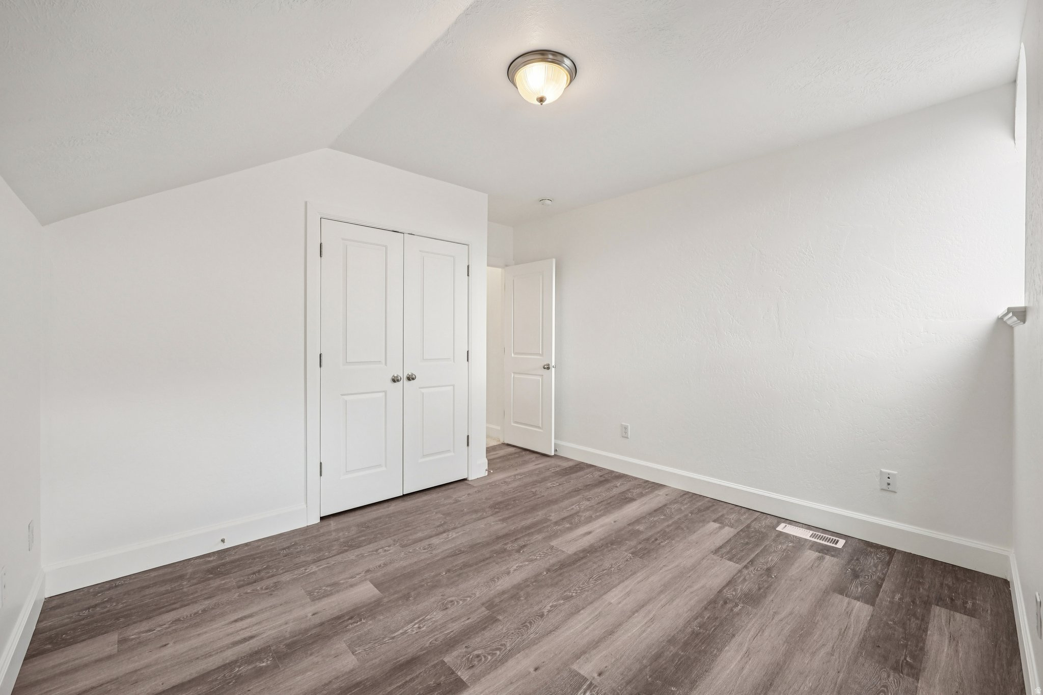 SAND DUNES CONDOMINIUMS PHASE 2 - Residential