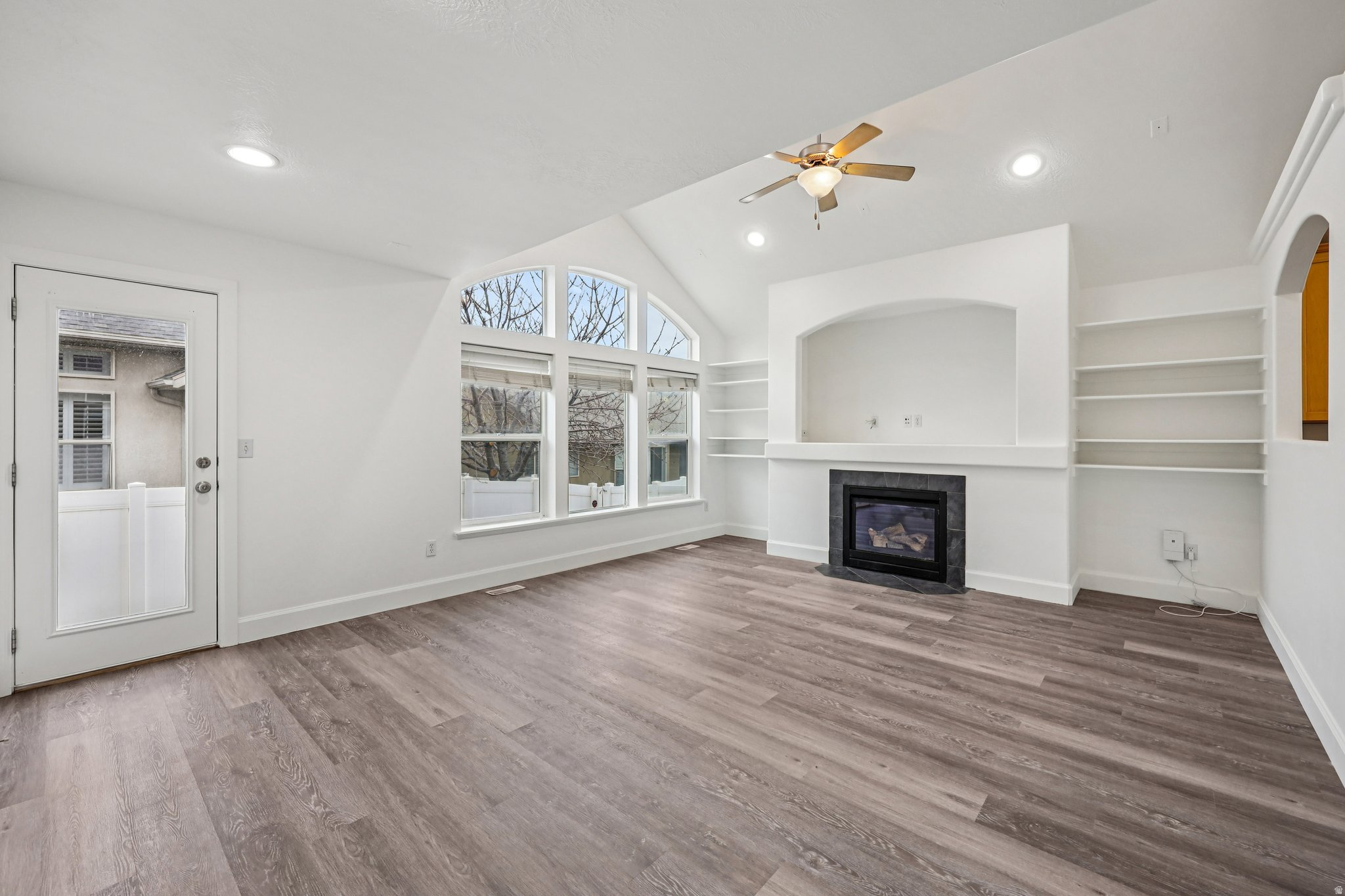 SAND DUNES CONDOMINIUMS PHASE 2 - Residential