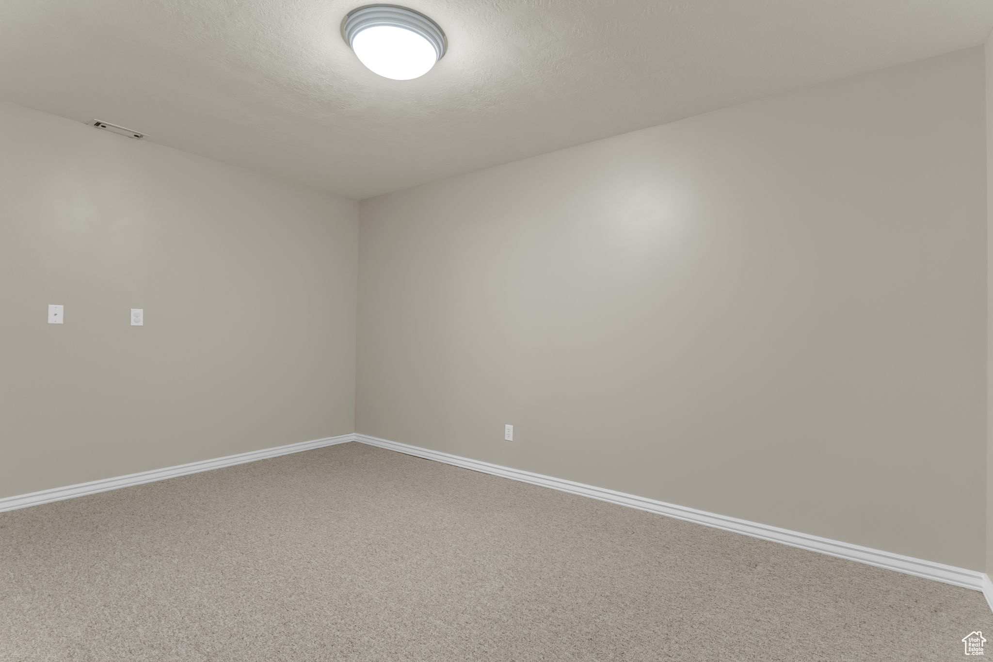 SHADOW VALLEY ESTATE - Residential