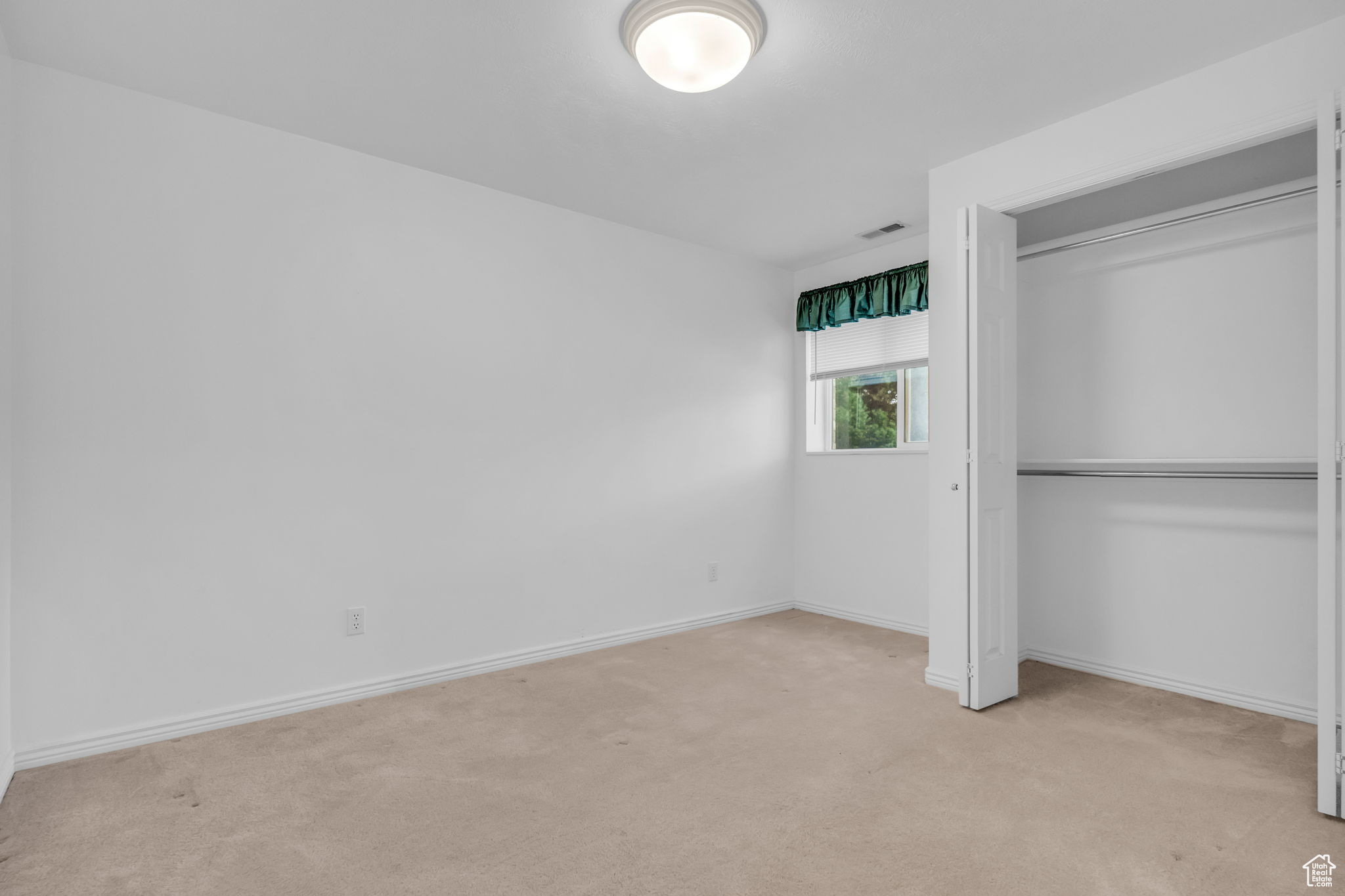 SHADOW VALLEY ESTATE - Residential