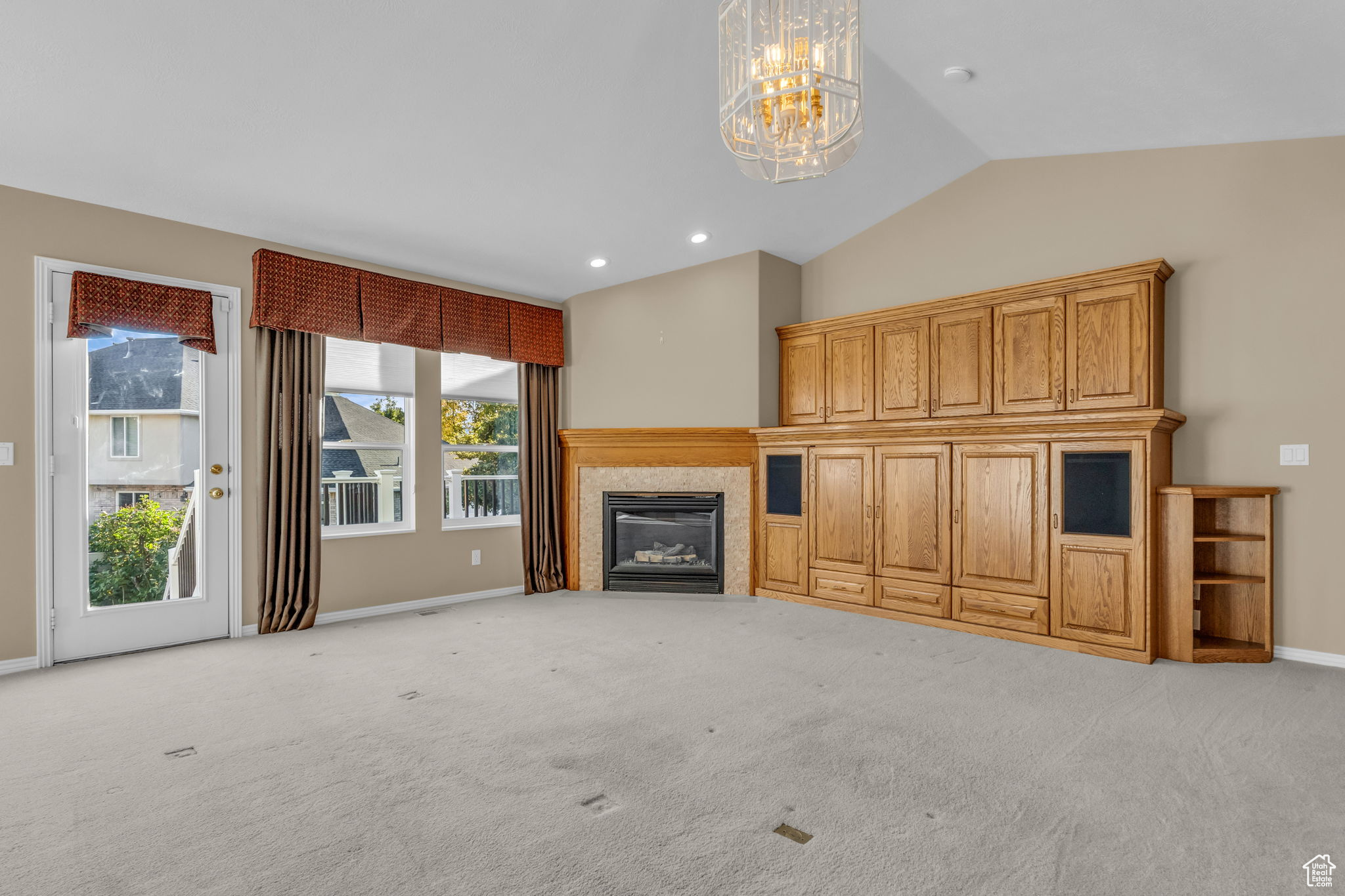SHADOW VALLEY ESTATE - Residential