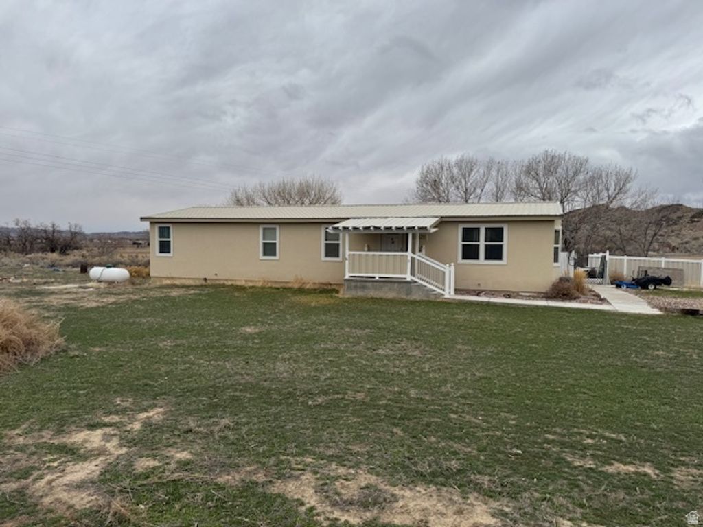 Photo of 3425 N 500 E, Vernal, UT 84078 (MLS # 2141566)