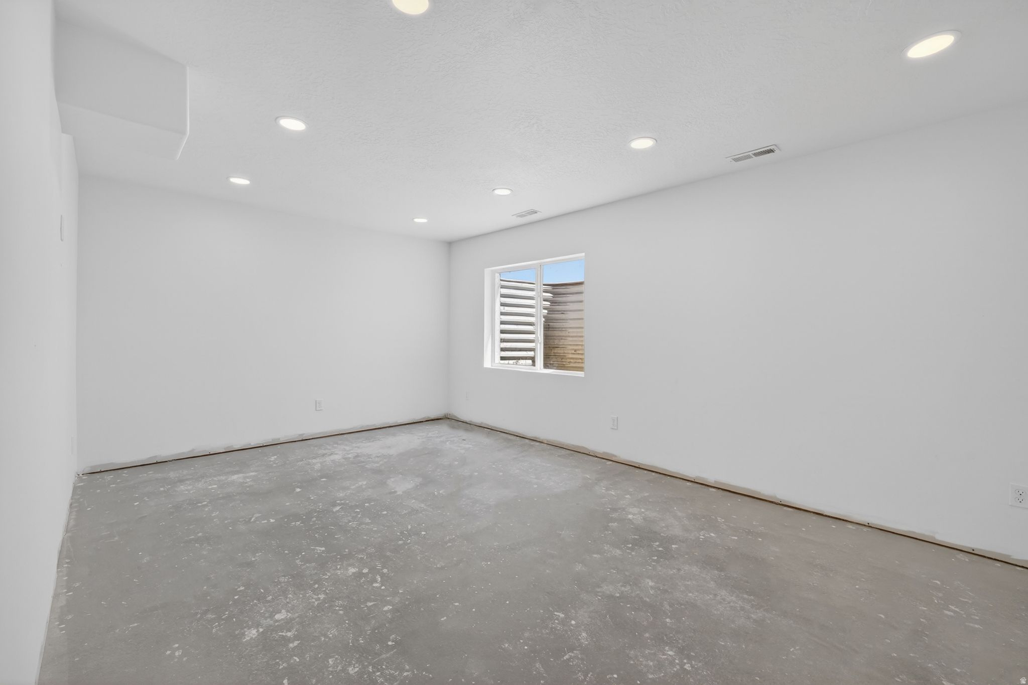 EAGLE POINT - Residential