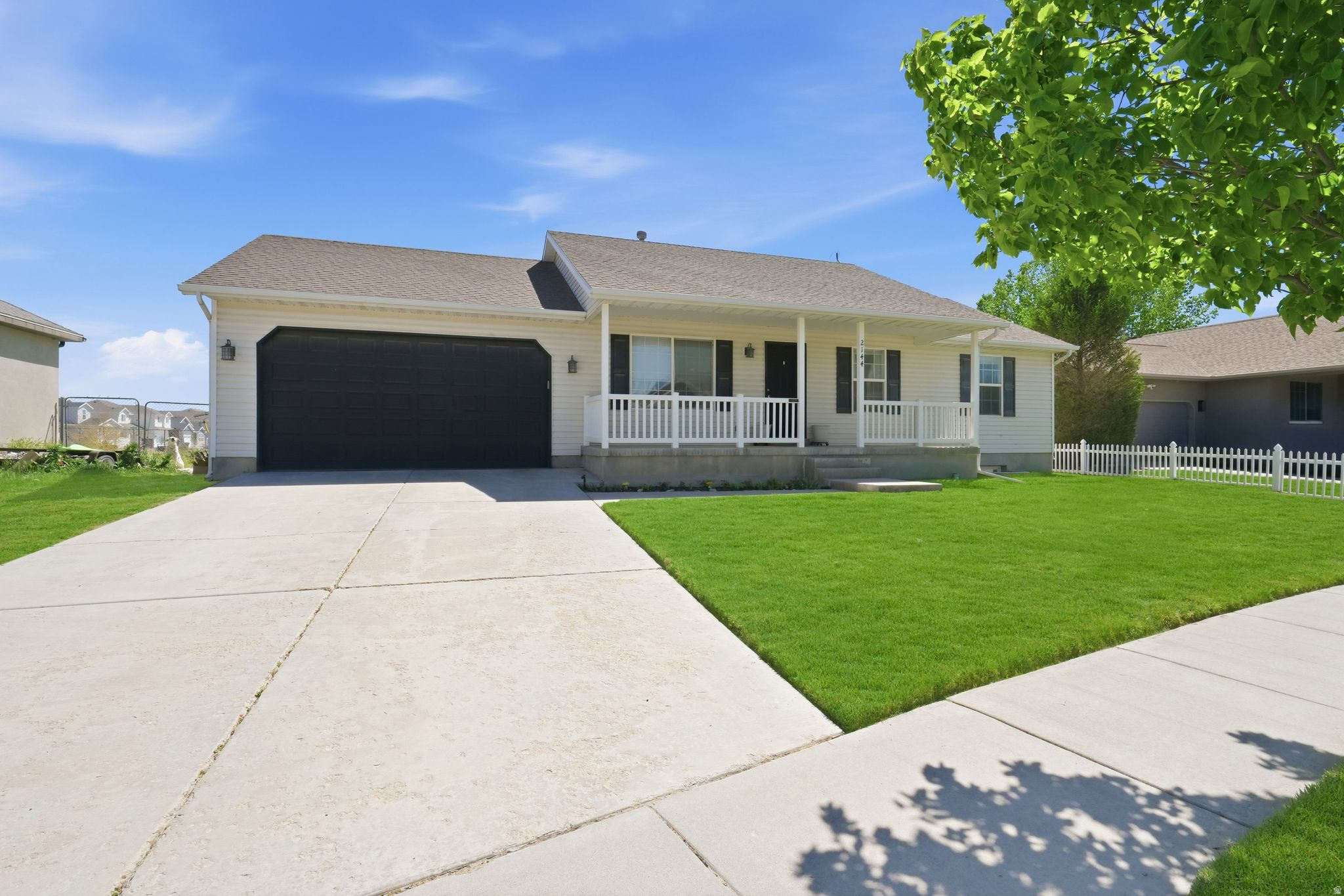 EAGLE POINT - Residential