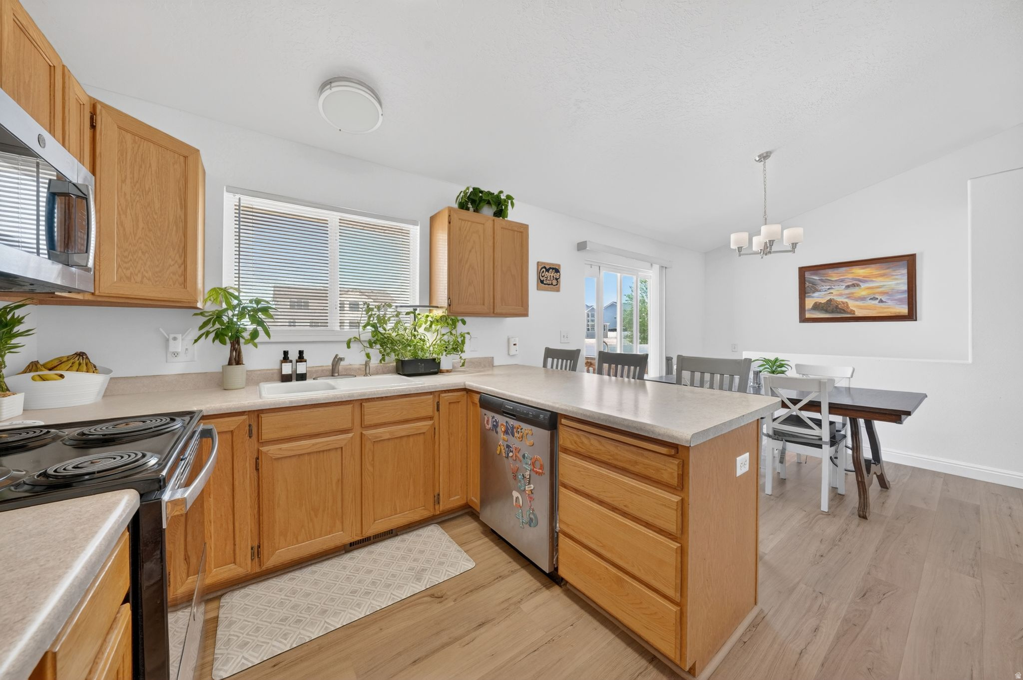 EAGLE POINT - Residential