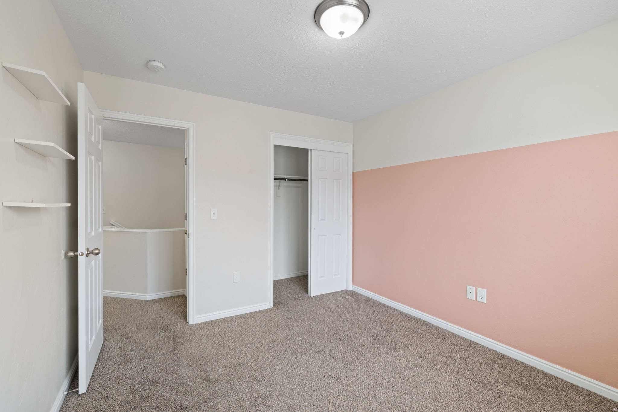 CASTLETON NORTH - Residential