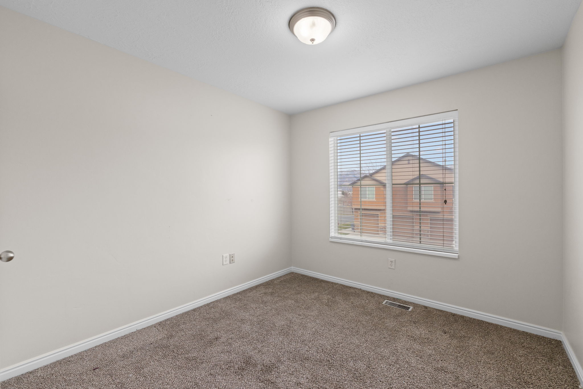 CASTLETON NORTH - Residential