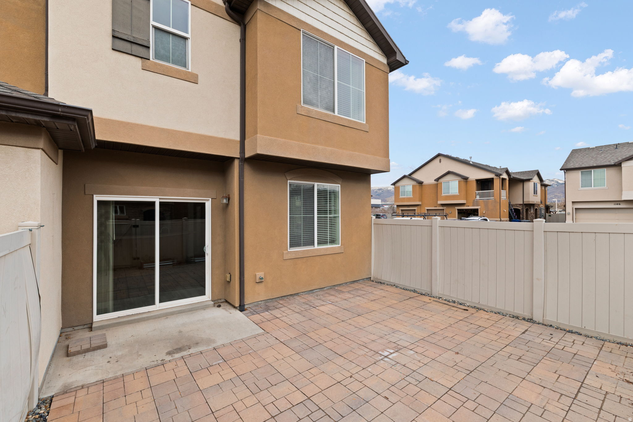 CASTLETON NORTH - Residential