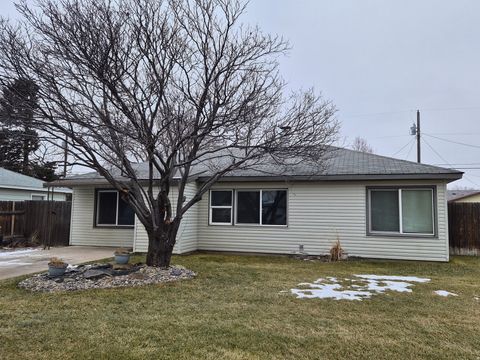 Photo of 1030 N EVERETT AVE W, Pocatello, ID 83201 (MLS # 2135484)