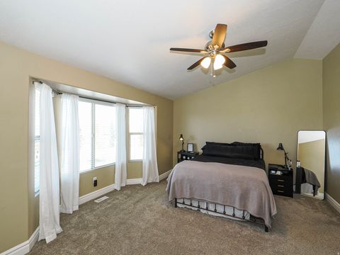 Tiny photo for 879 W SADDLEBROOK DR, Kaysville, UT 84037 (MLS # 2153526)