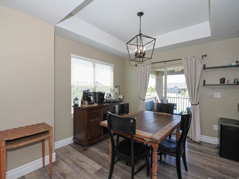 Tiny photo for 879 W SADDLEBROOK DR, Kaysville, UT 84037 (MLS # 2153526)
