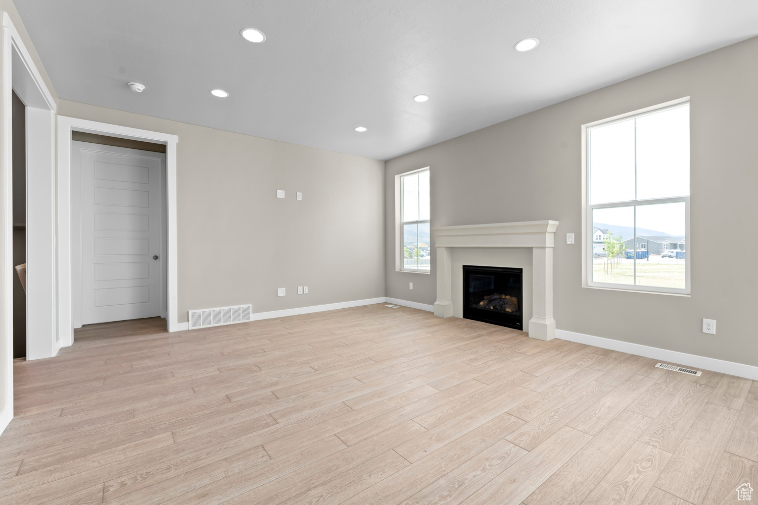 OVERLAND GARDENS D191R - Residential