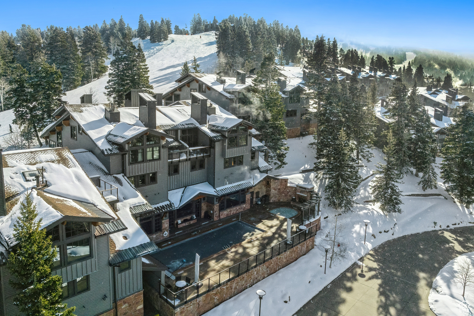 STAG LODGE - Residential