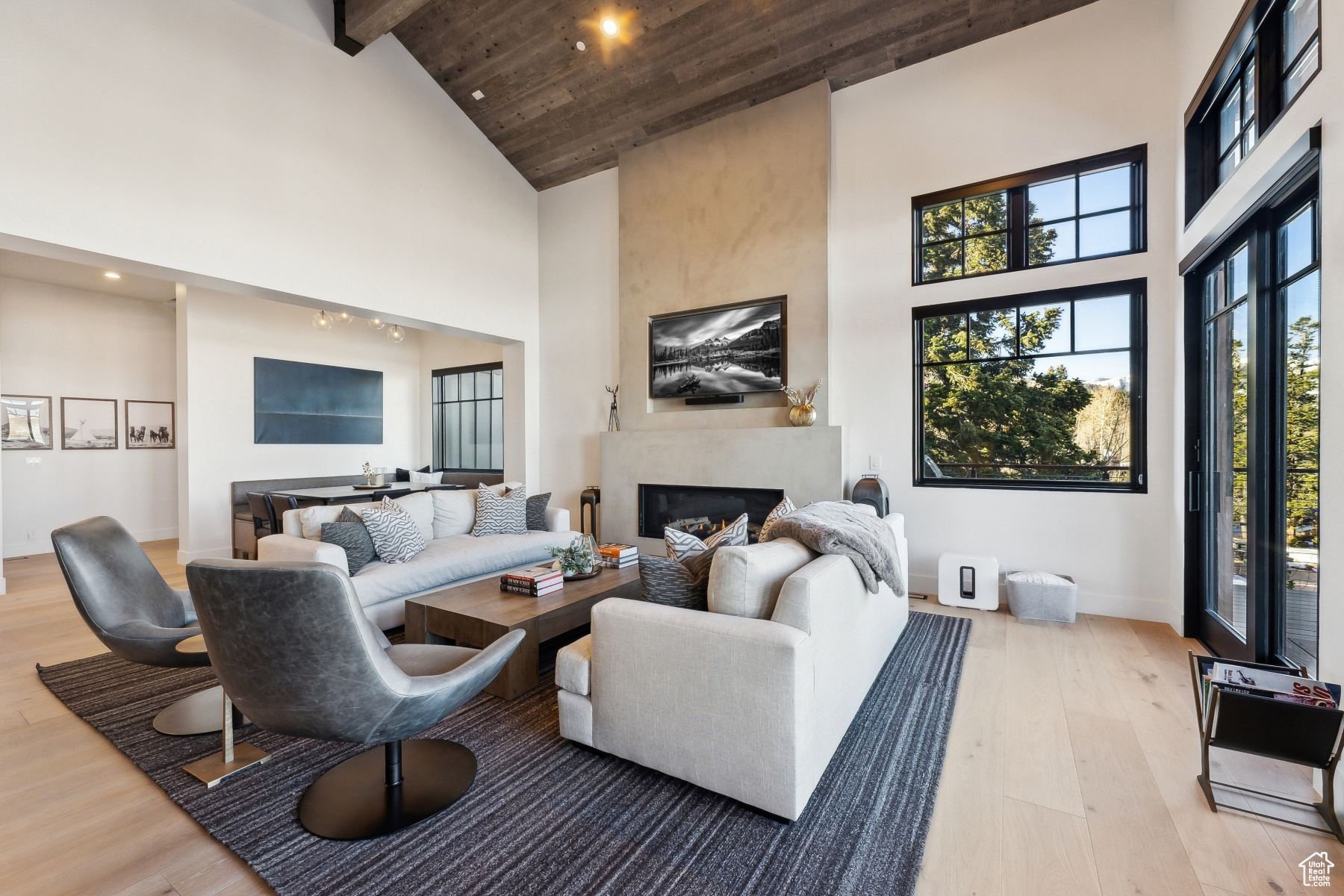 STAG LODGE - Residential