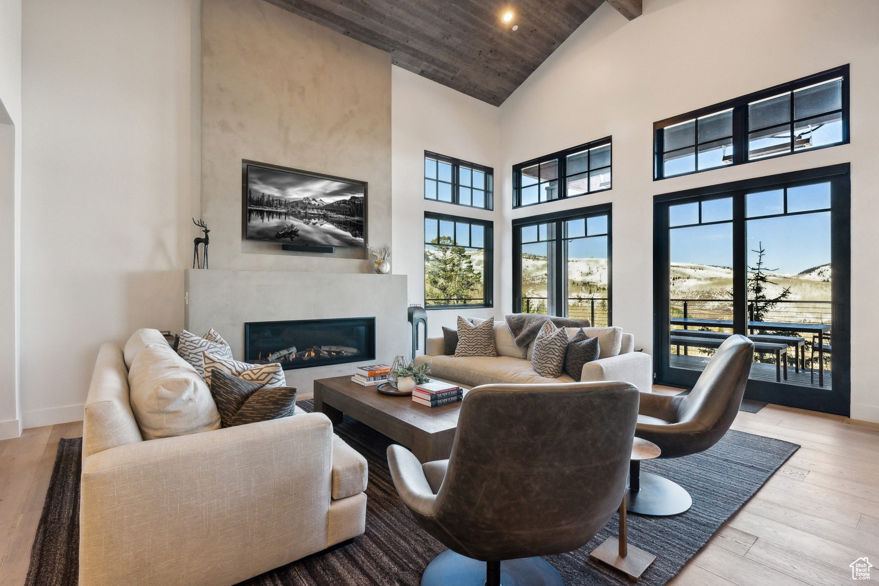 STAG LODGE - Residential