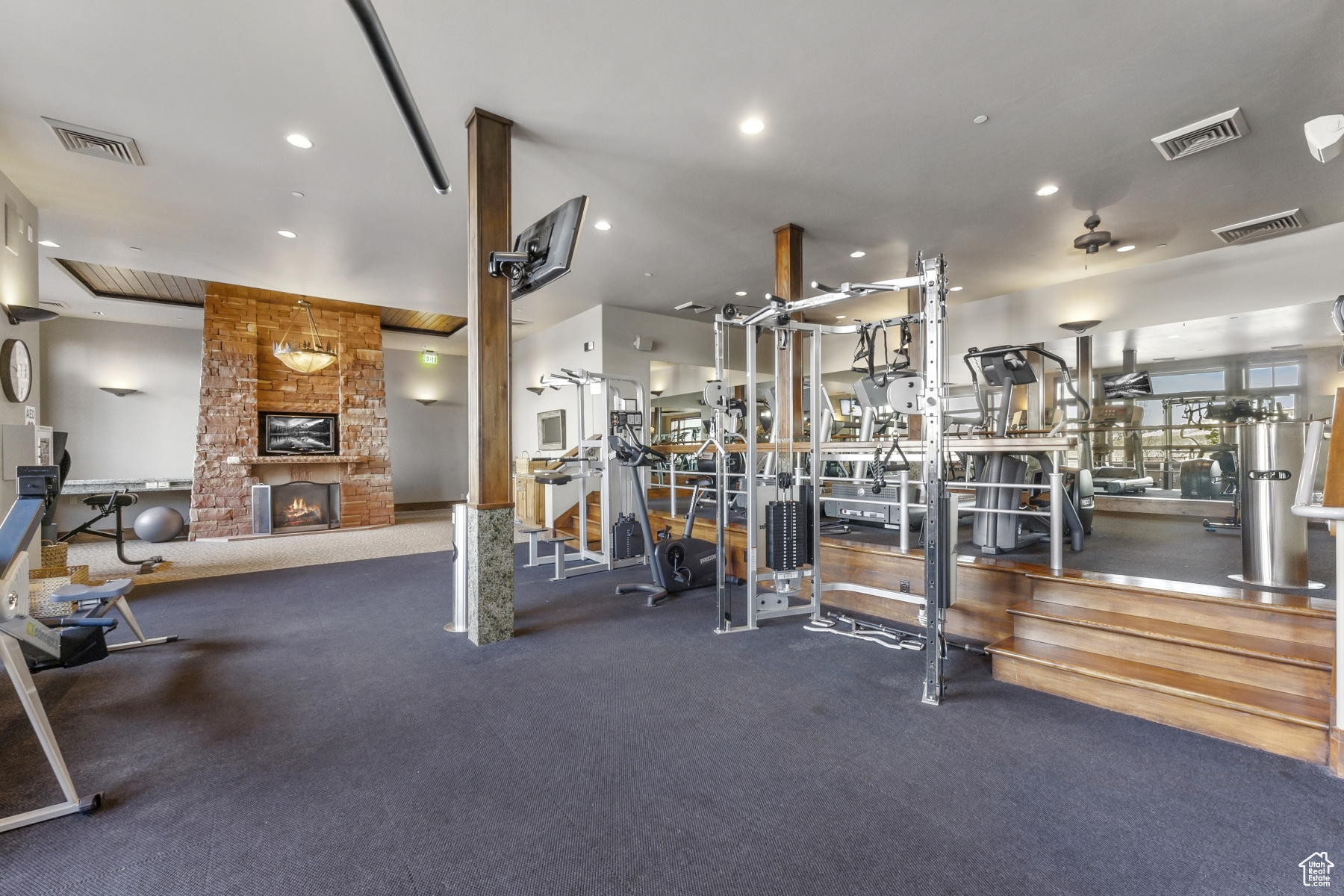 STAG LODGE - Residential