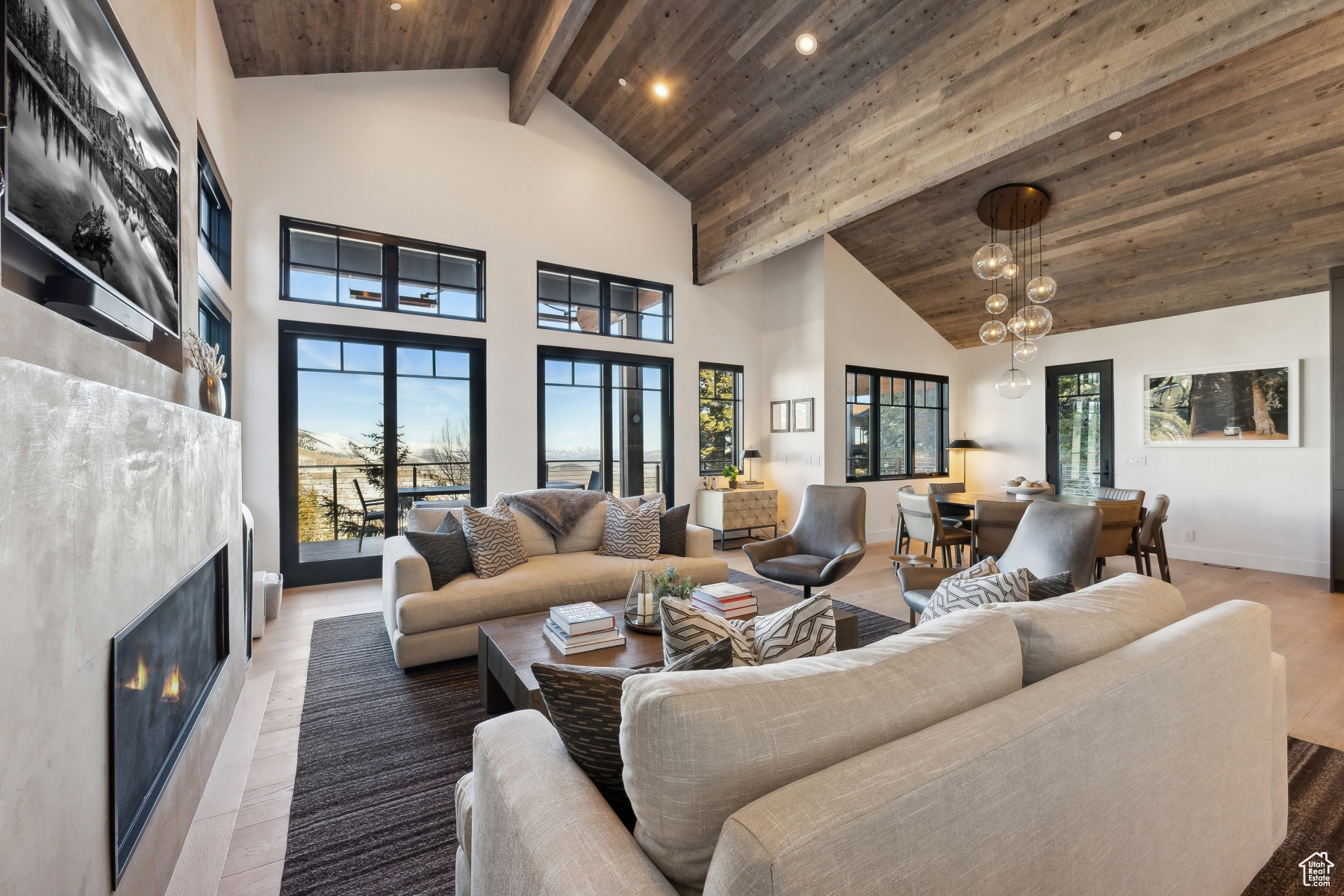 STAG LODGE - Residential