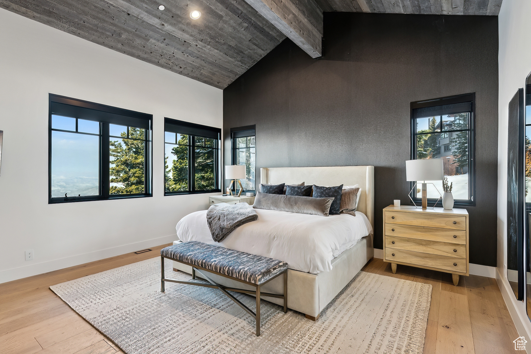 STAG LODGE - Residential