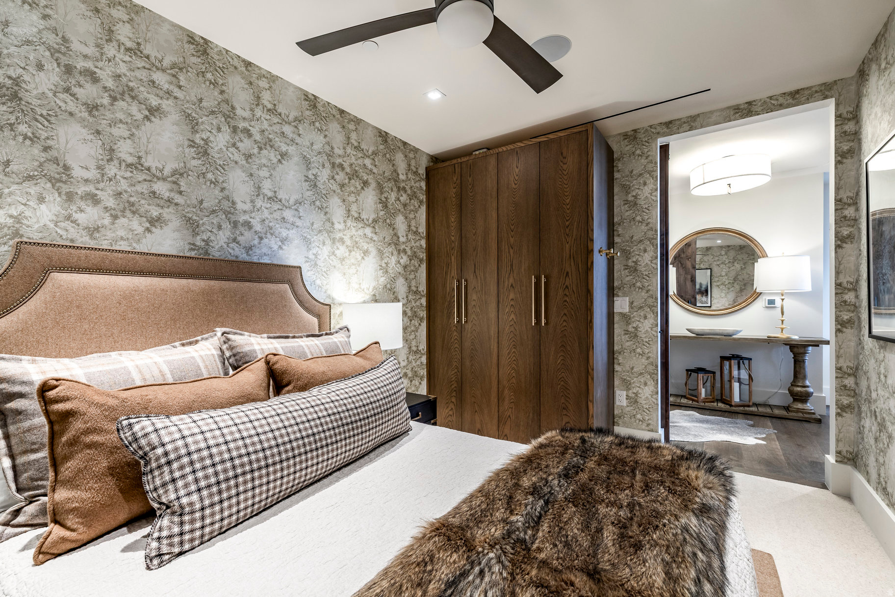 ARGENT AT EMPIRE PASS CONDOS - Residential