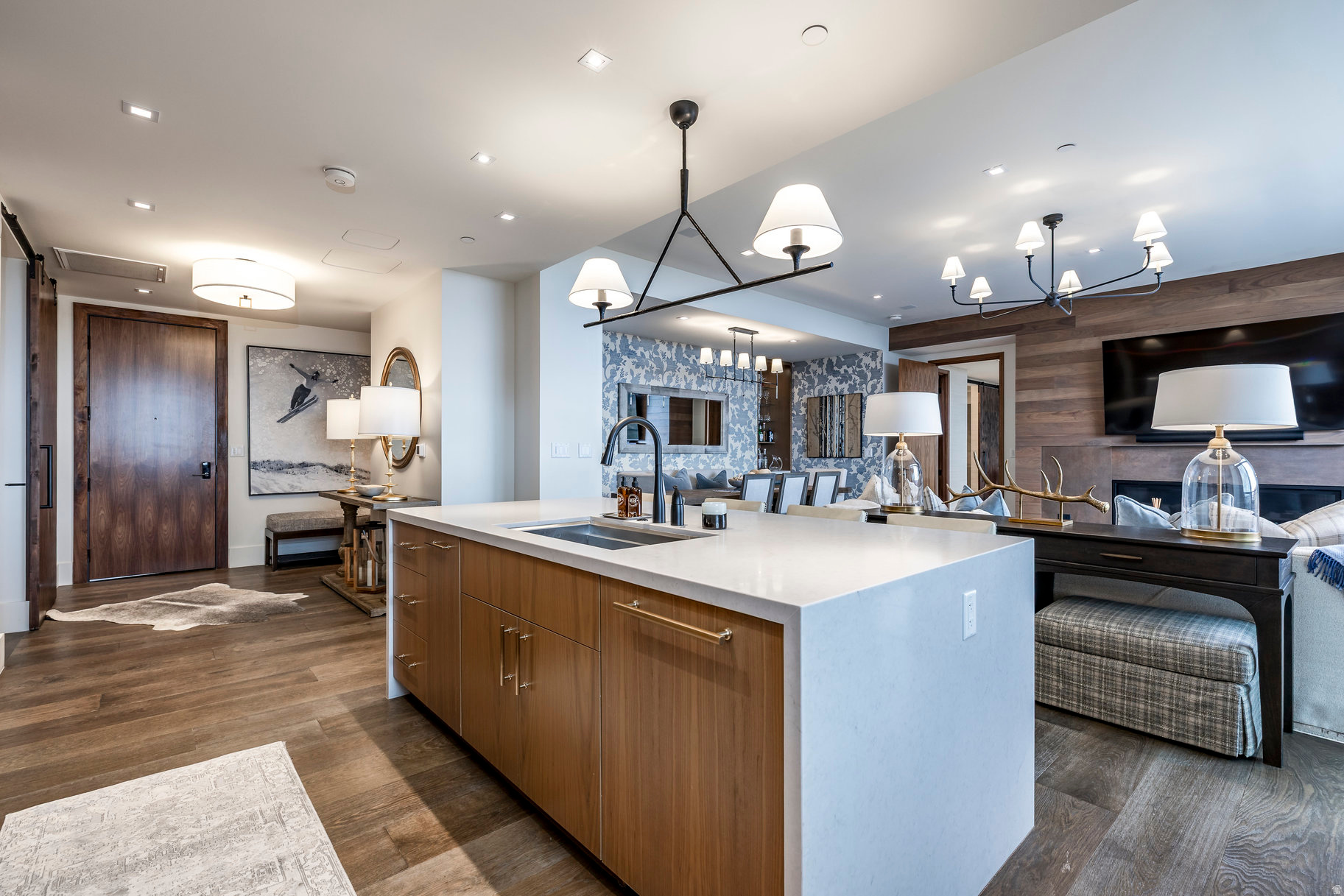 ARGENT AT EMPIRE PASS CONDOS - Residential