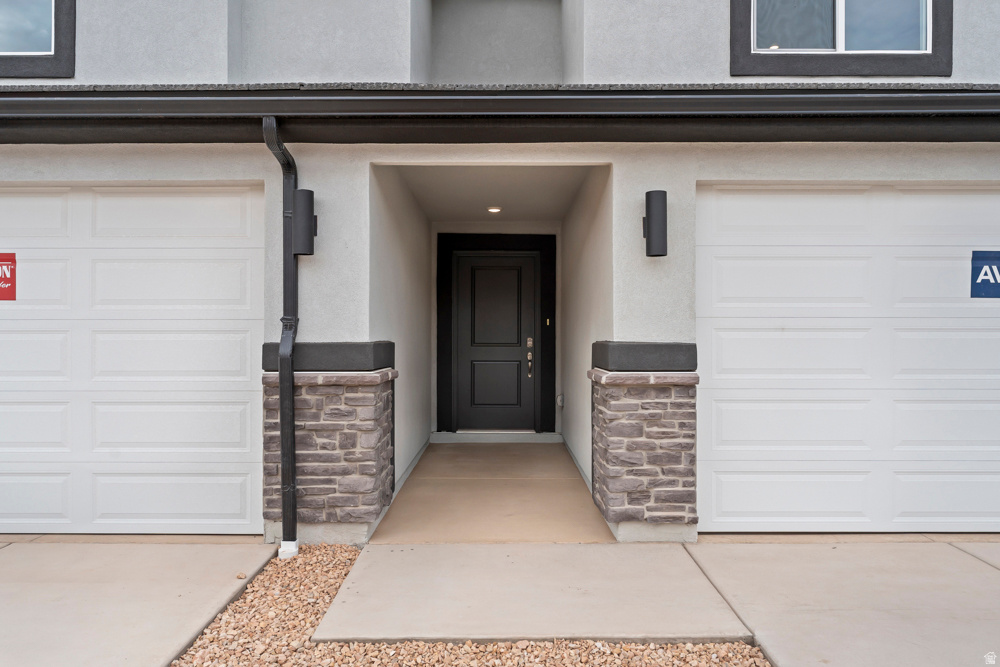 LAVENDER CANYON IN LONG VALLEY - Residential