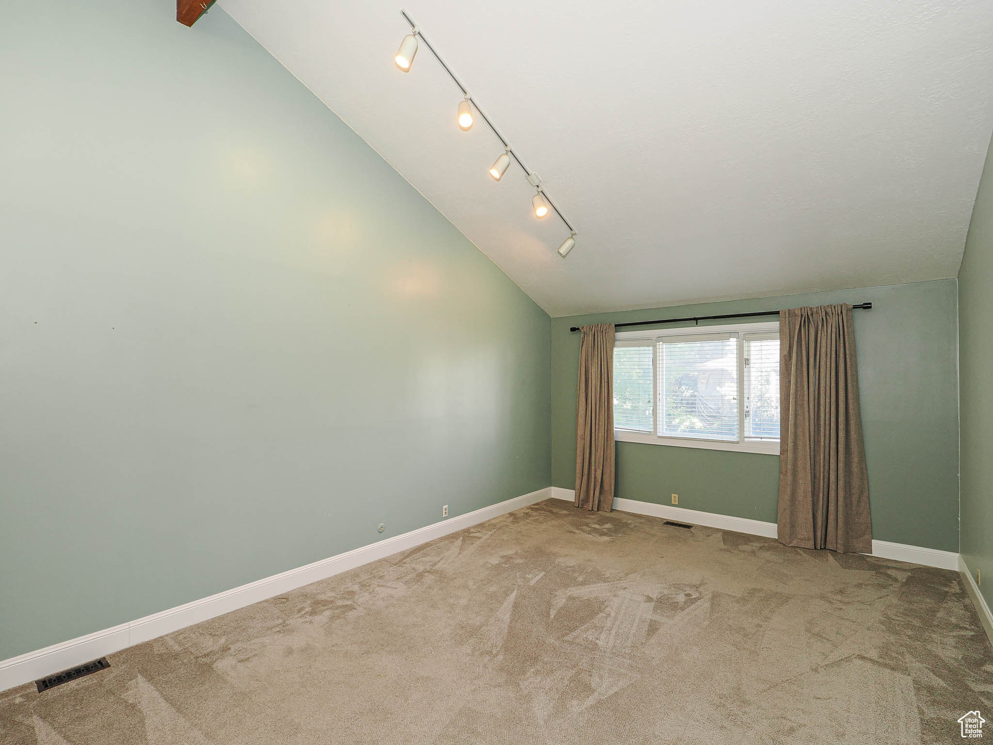 BRIDLEWALK - Residential