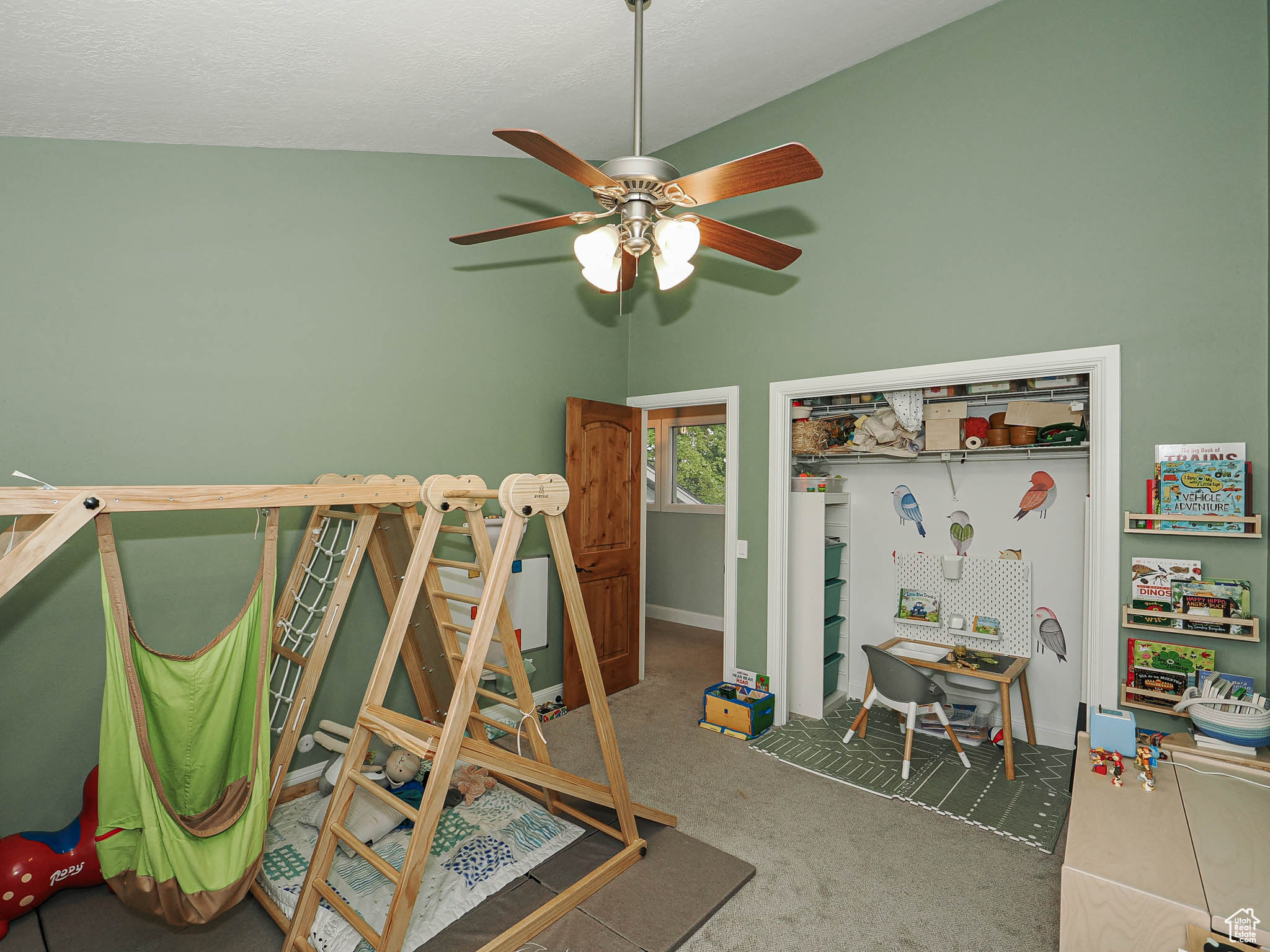 BRIDLEWALK - Residential
