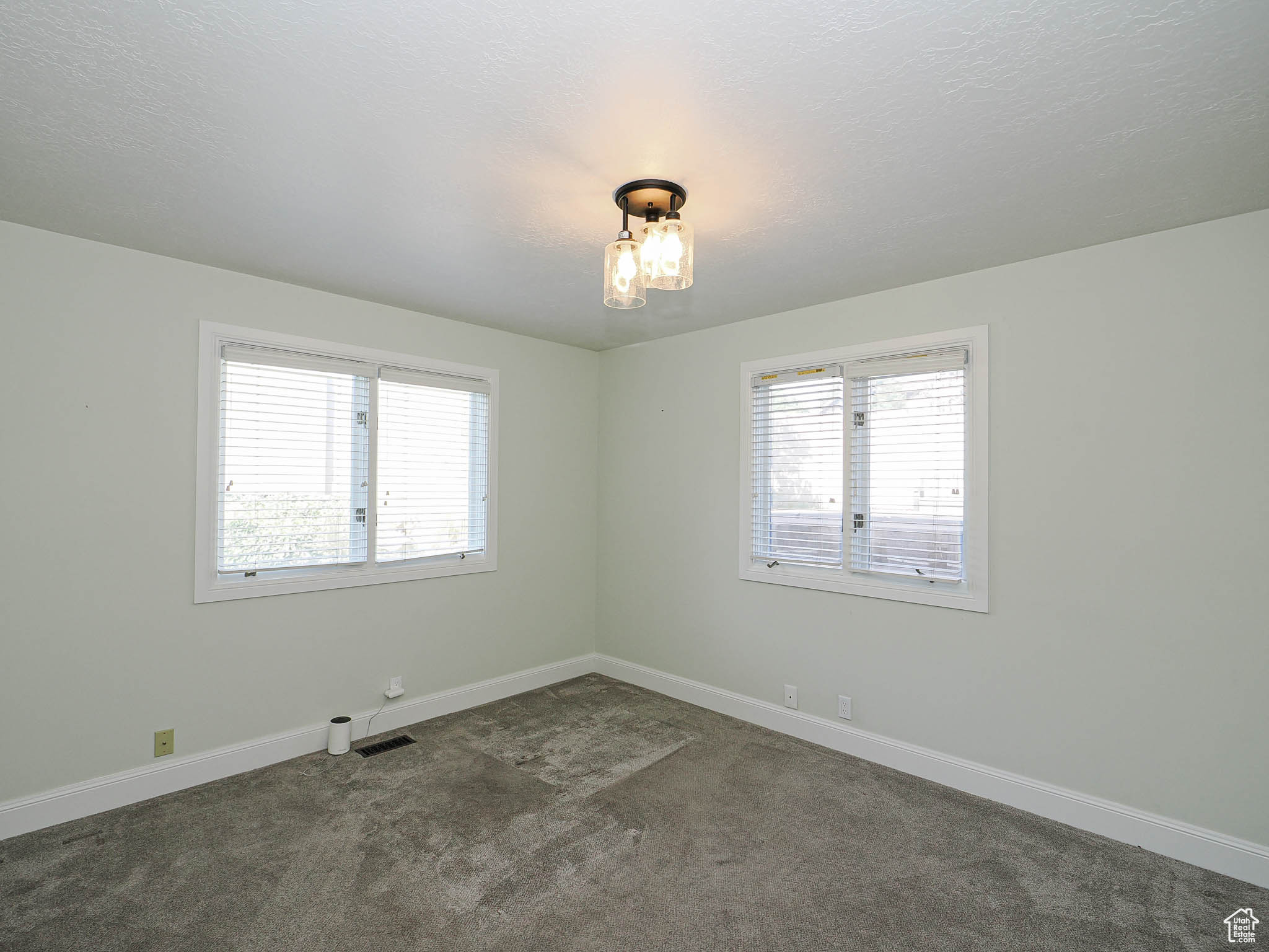 BRIDLEWALK - Residential