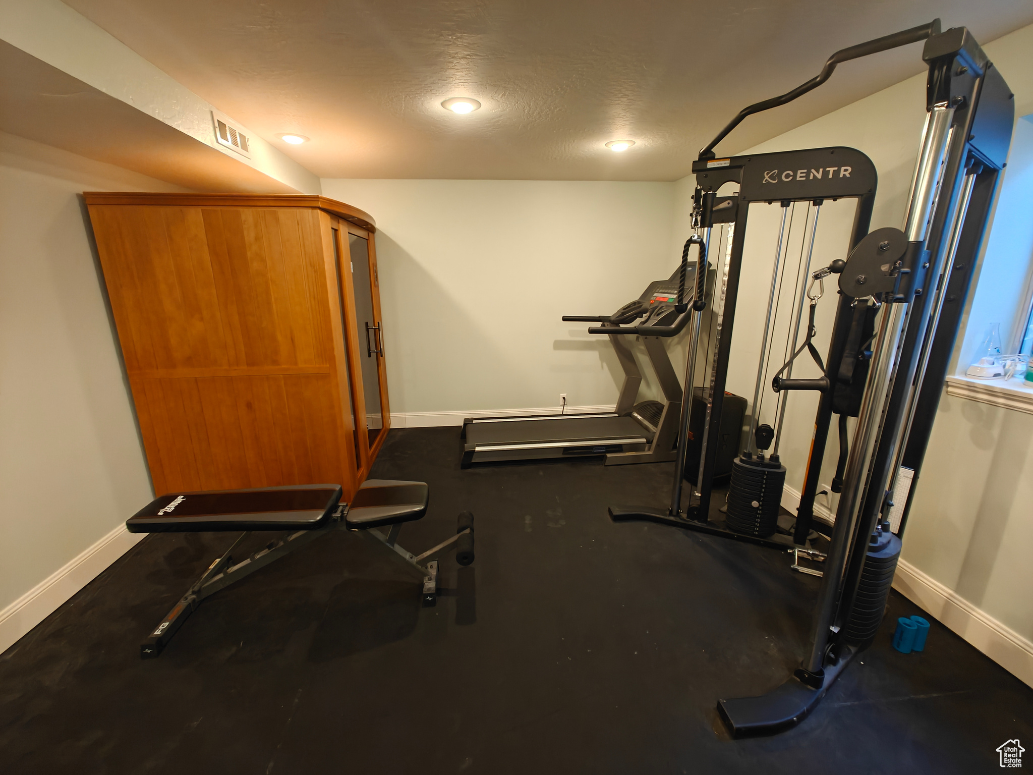 BRIDLEWALK - Residential