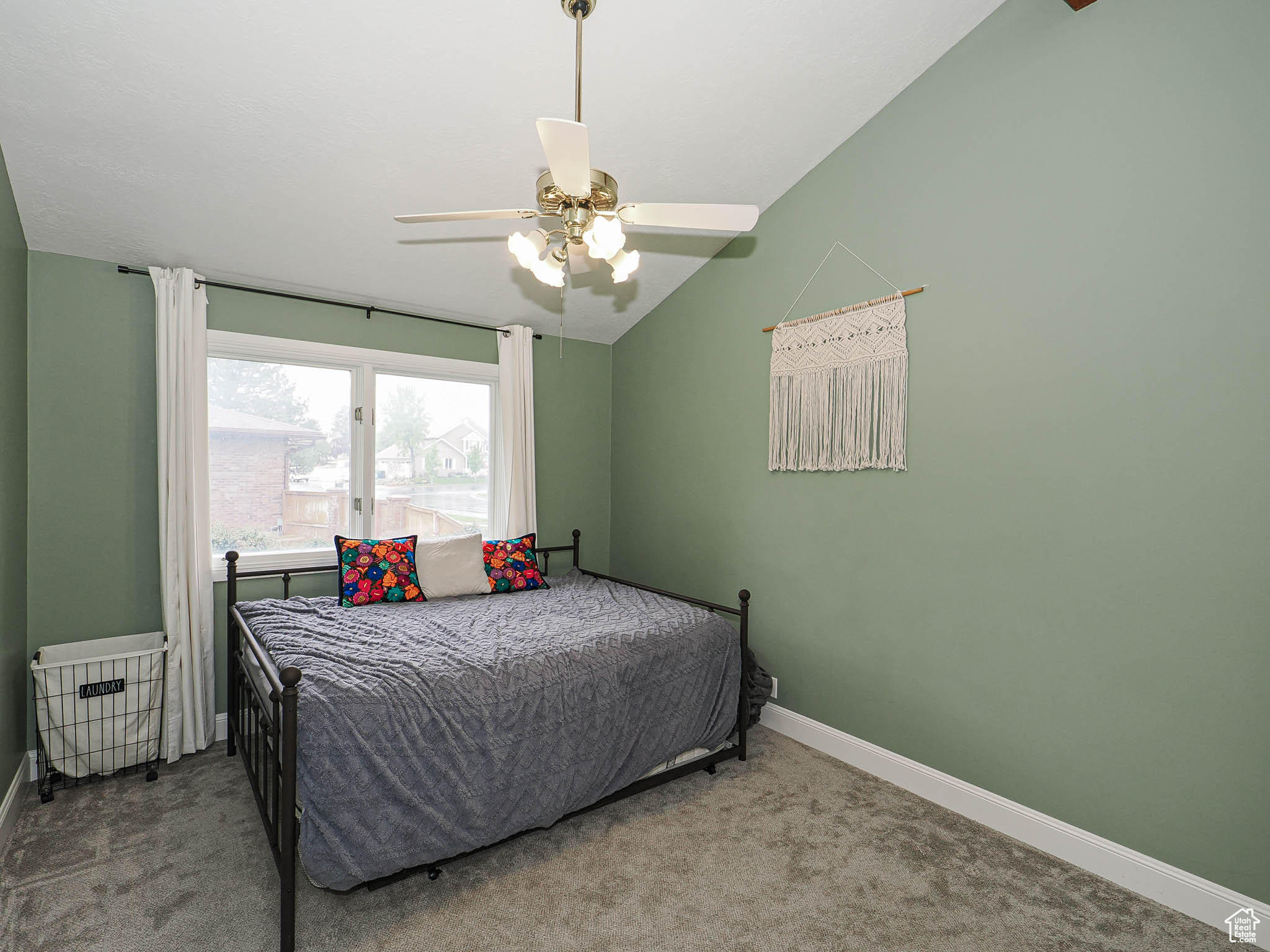 BRIDLEWALK - Residential
