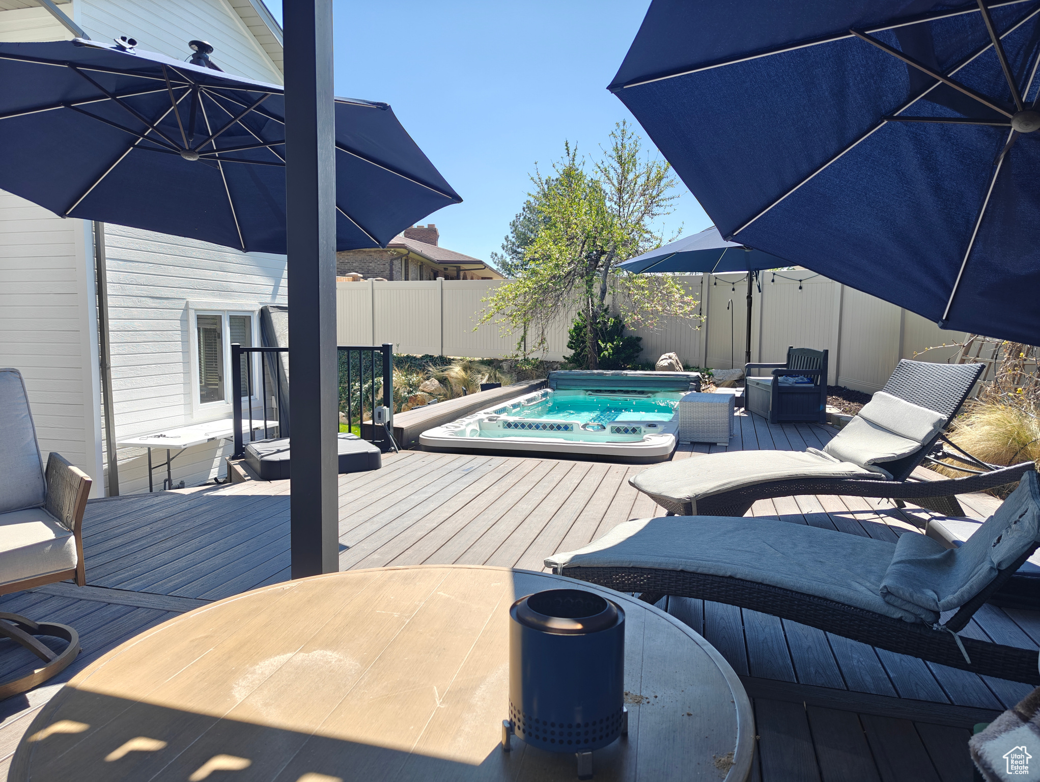 BRIDLEWALK - Residential
