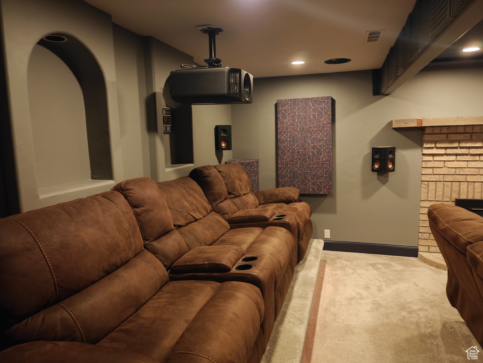 BRIDLEWALK - Residential