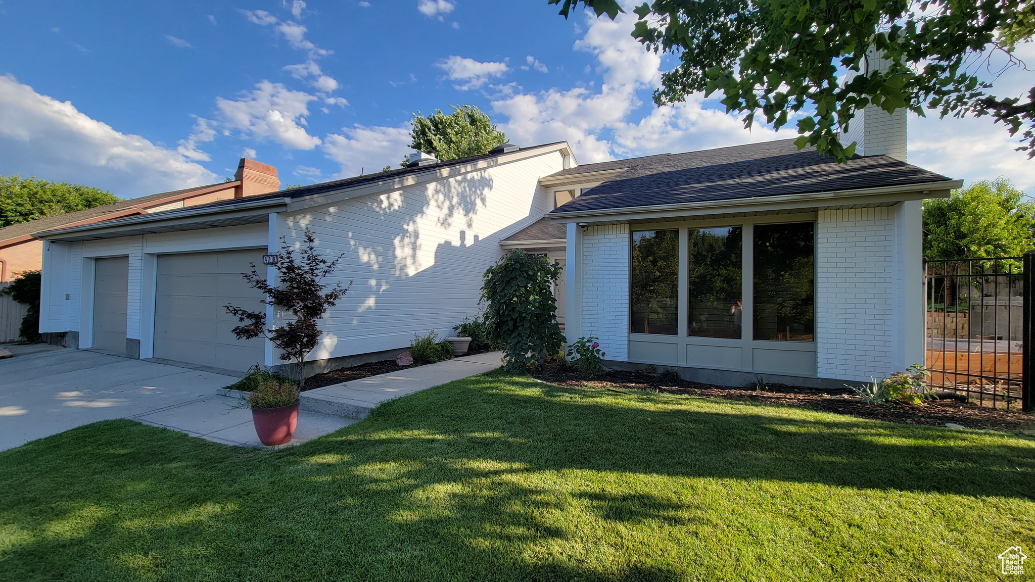 BRIDLEWALK - Residential