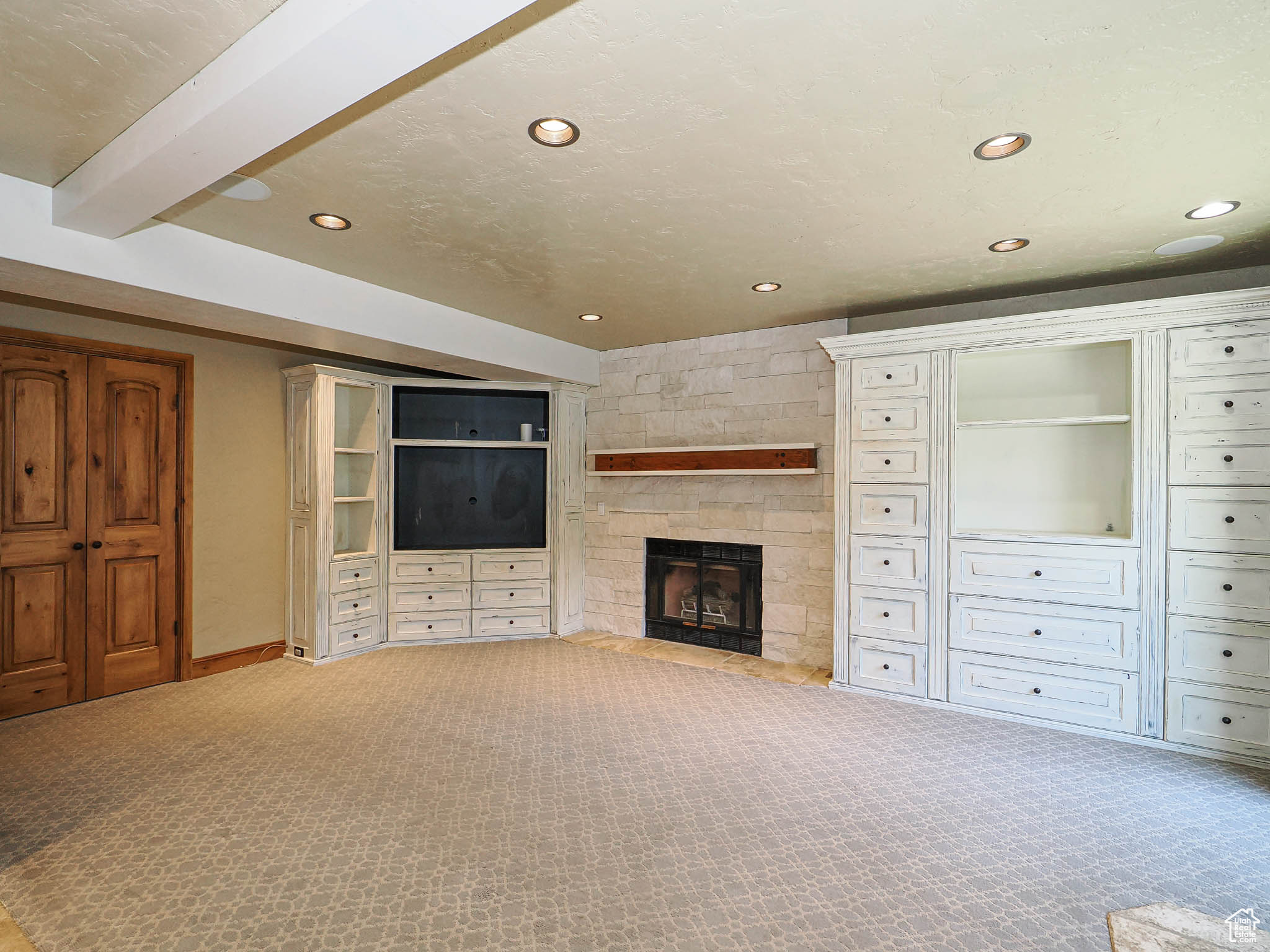 BRIDLEWALK - Residential
