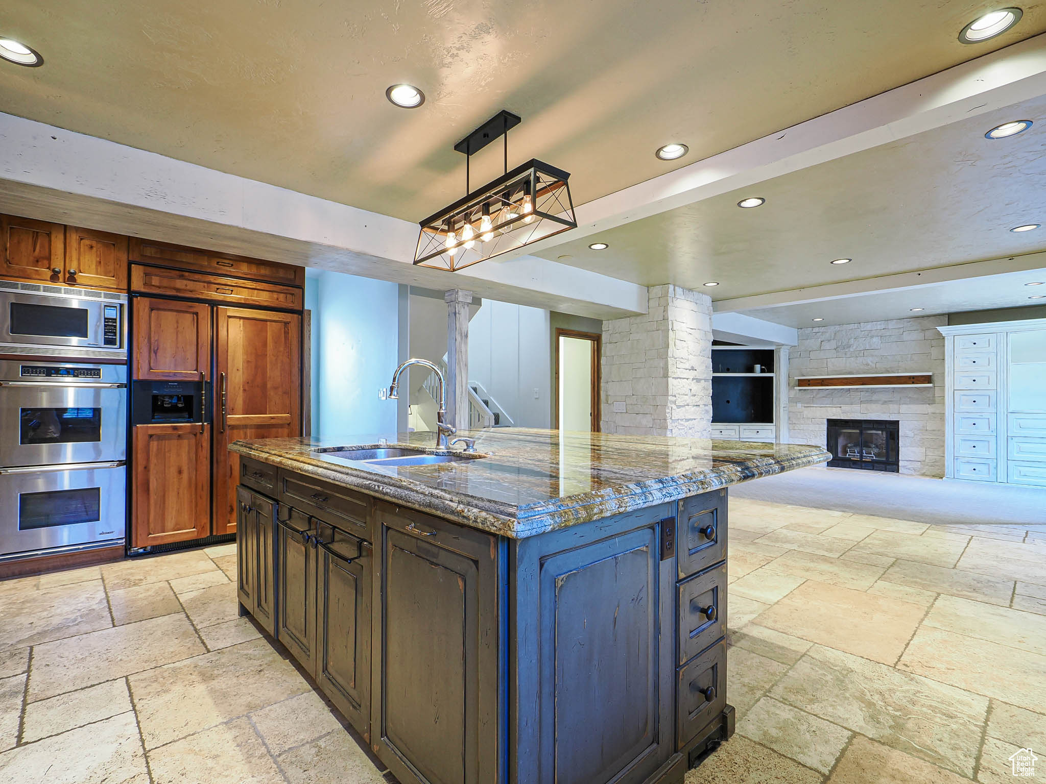 BRIDLEWALK - Residential