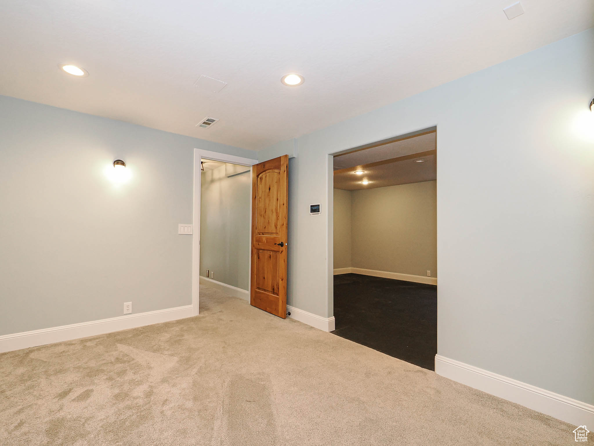BRIDLEWALK - Residential