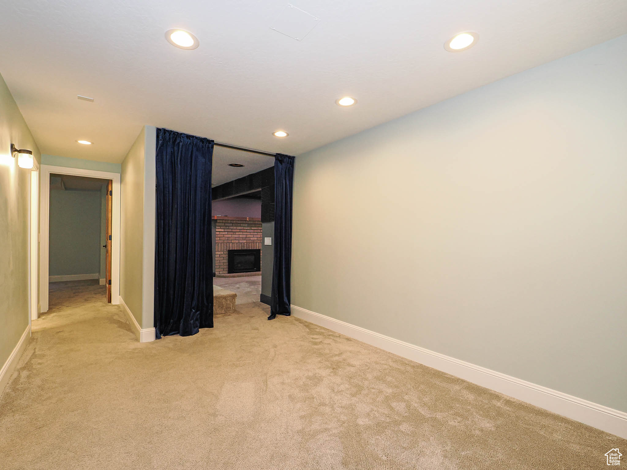 BRIDLEWALK - Residential