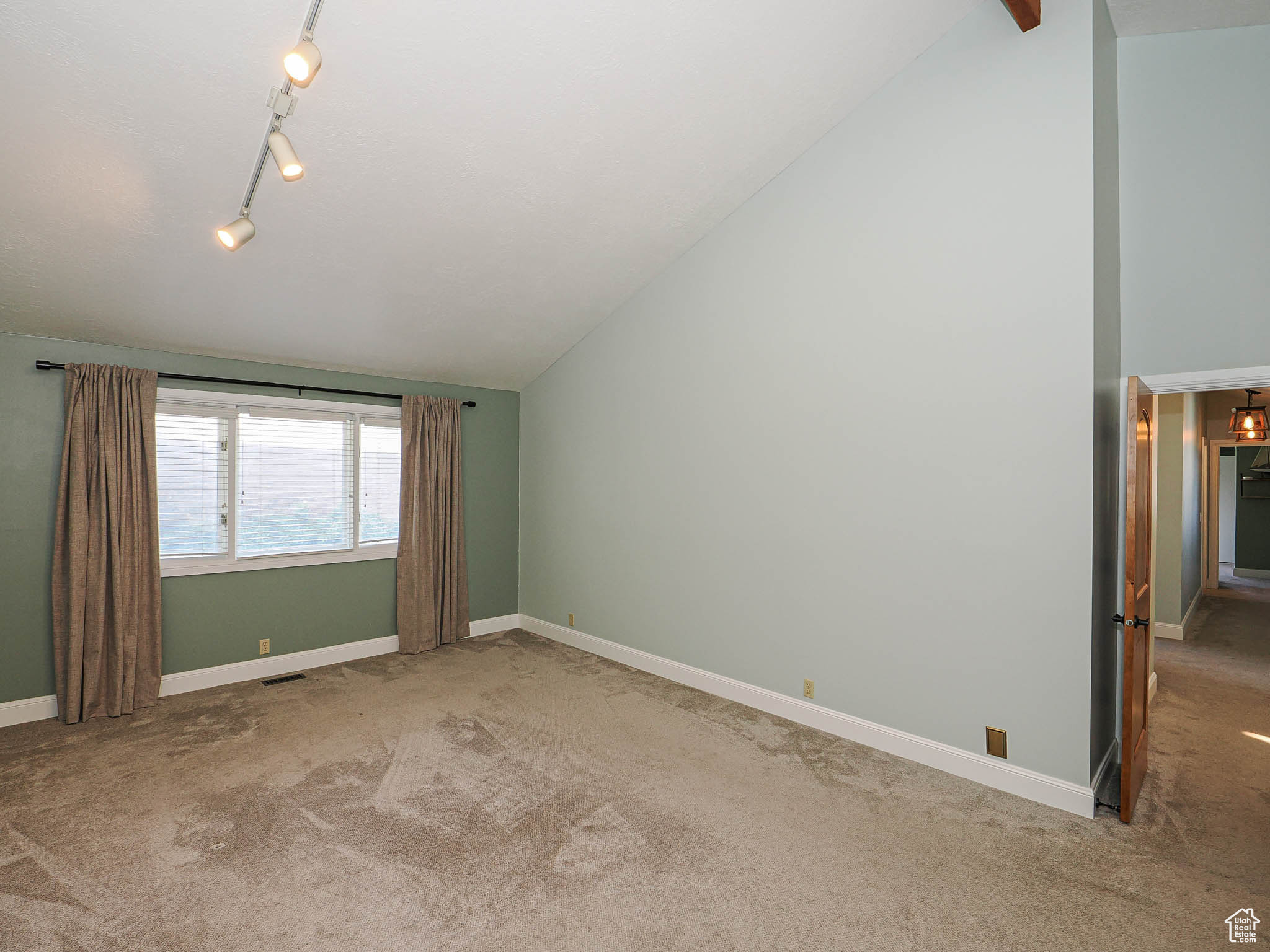 BRIDLEWALK - Residential