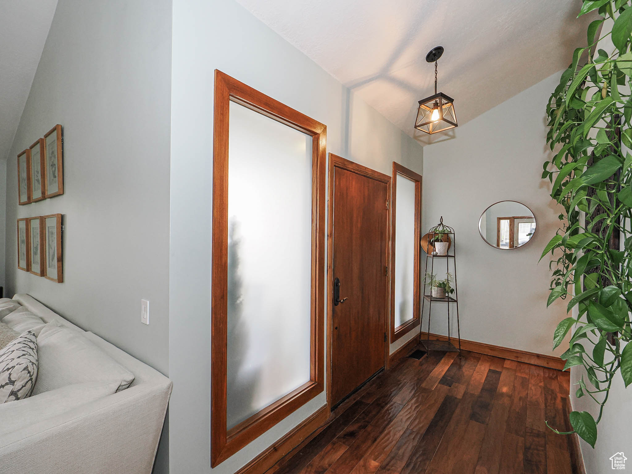 BRIDLEWALK - Residential