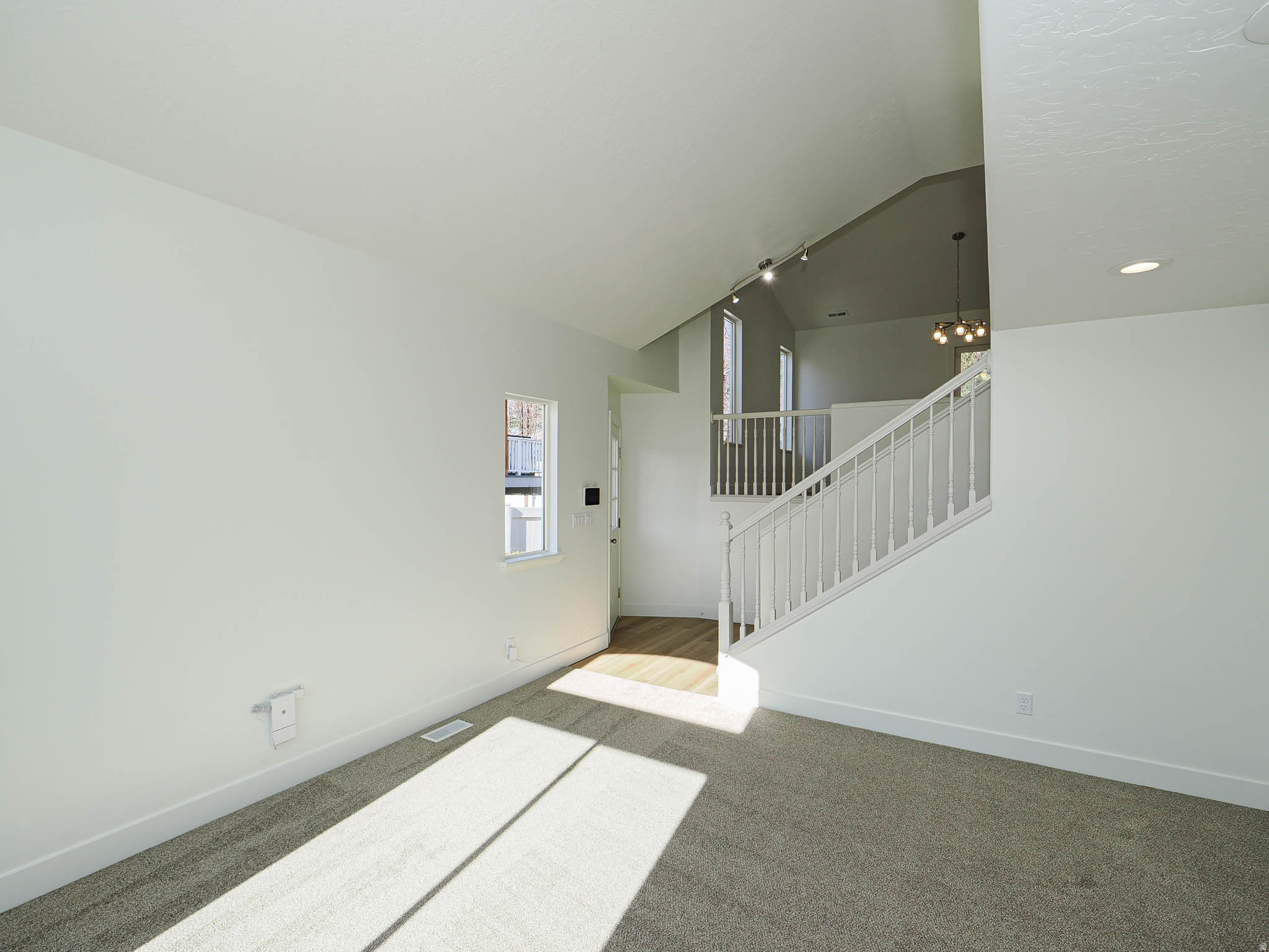 PAR FOUR PLACE - Residential