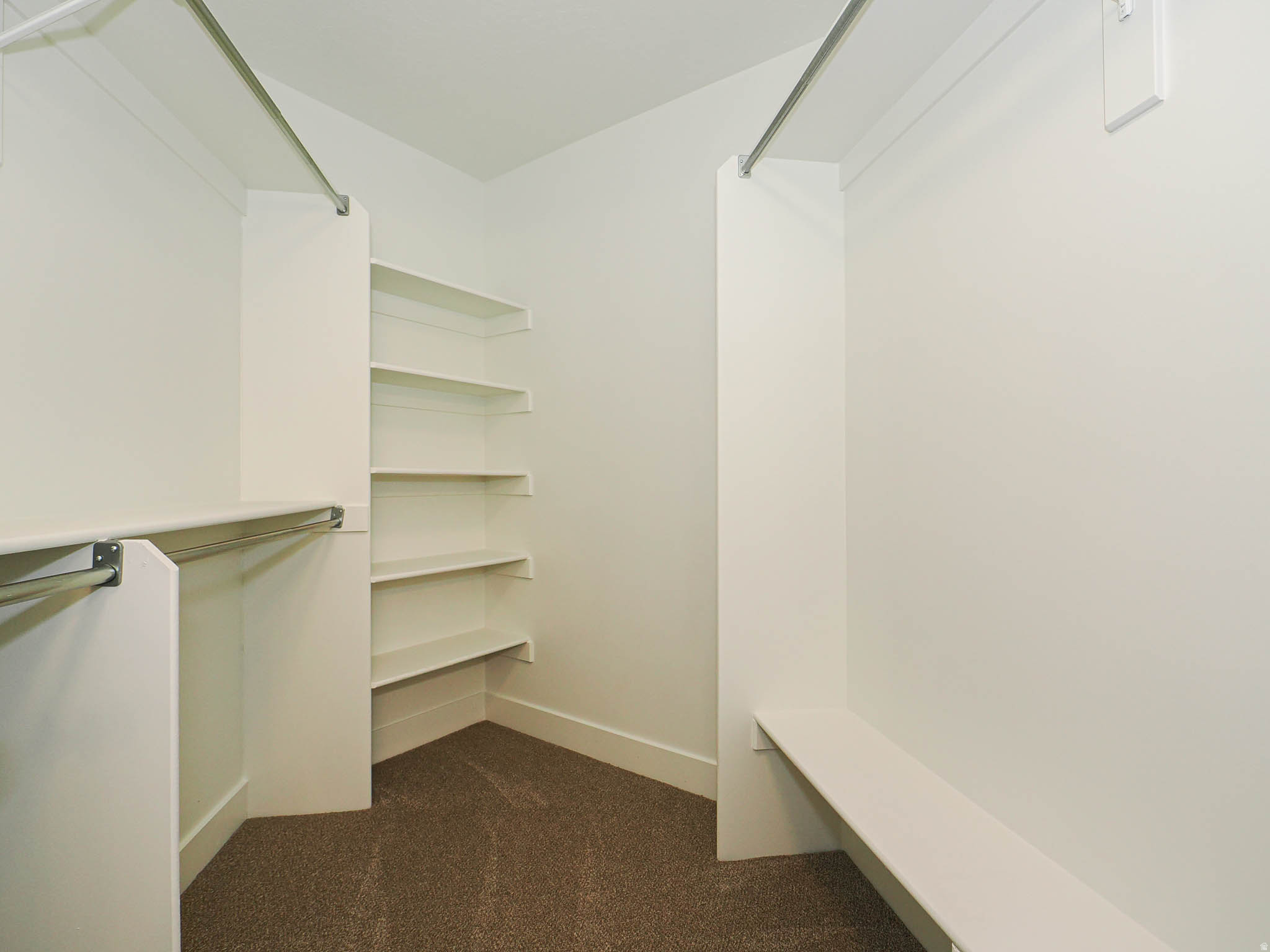 PAR FOUR PLACE - Residential