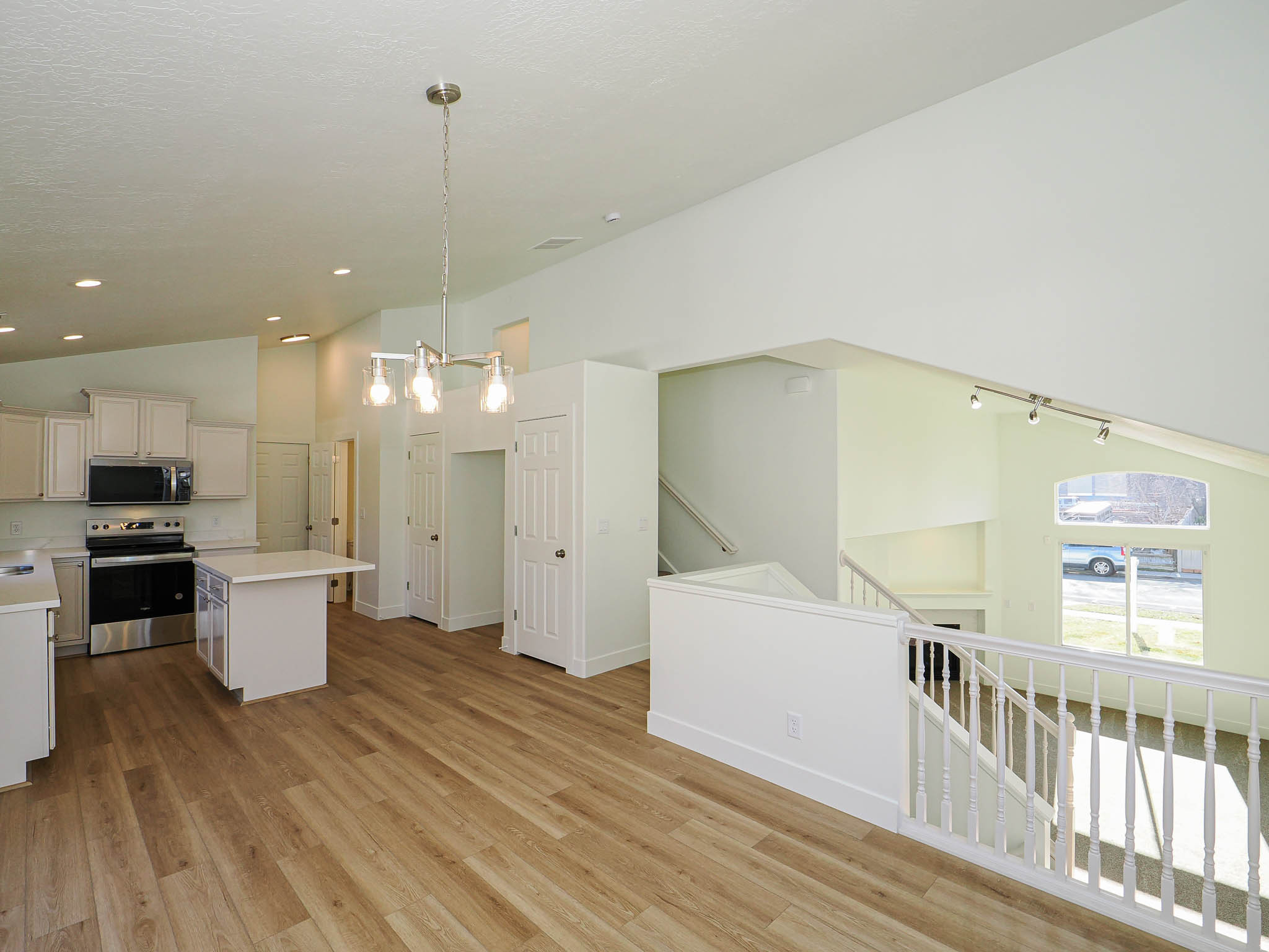 PAR FOUR PLACE - Residential