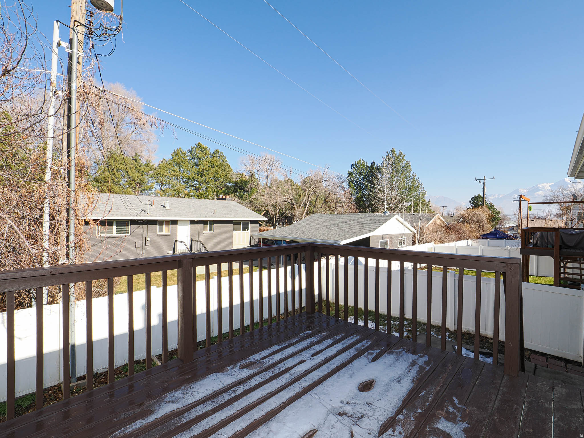 PAR FOUR PLACE - Residential