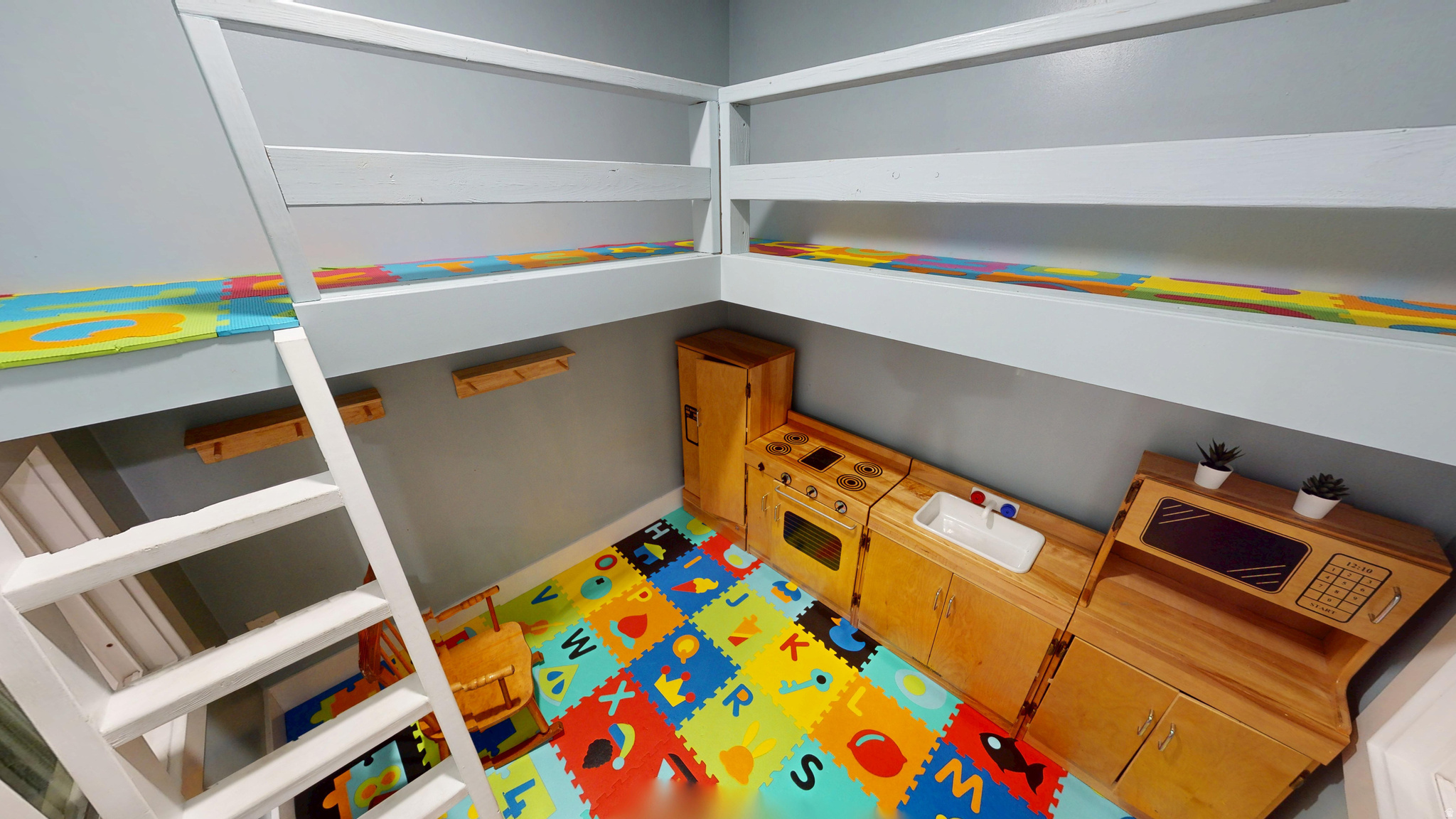 KAUFMAN AND BROAD AT PILGRIMS LANDING - Residential