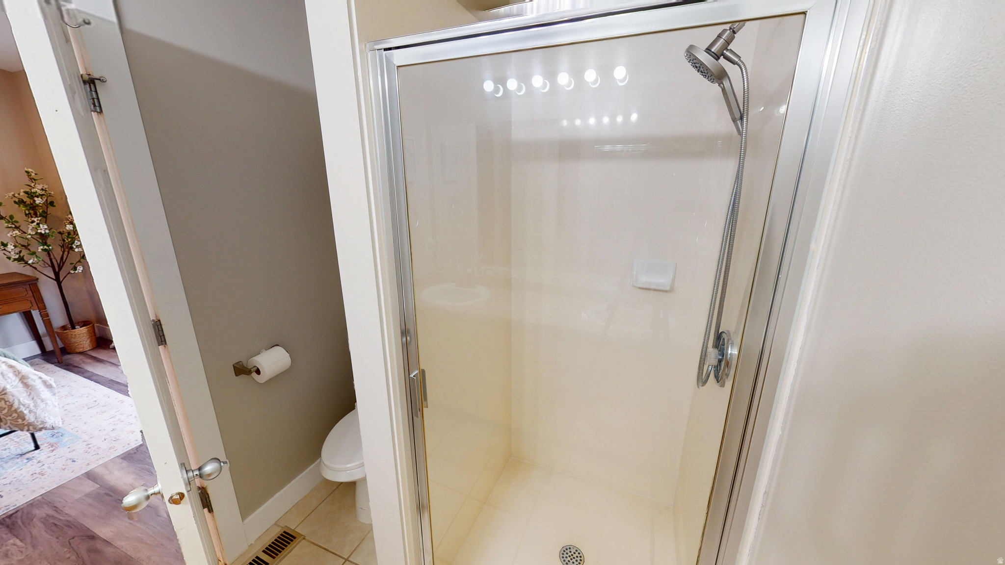 KAUFMAN AND BROAD AT PILGRIMS LANDING - Residential