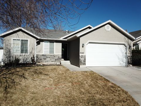 Photo of 3546 W NEWLAND LOOP S, Lehi, UT 84048 (MLS # 2136920)
