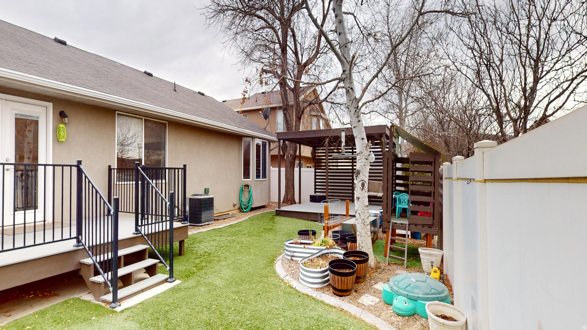 KAUFMAN AND BROAD AT PILGRIMS LANDING - Residential